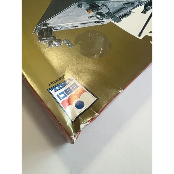 ESCI/ERTL LAV 25 Piranha 1:35 Scale Model Kit #5033, New Open Box - Picture 8 of 14